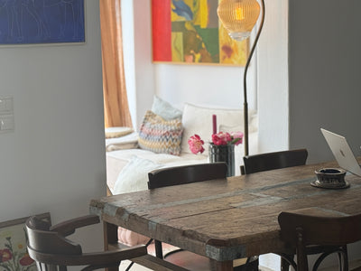 Feel the breeze, hear the sea – relax in this spacious 2-bed island getaway.