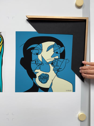 נשארה האמנות - Art is what remains.
